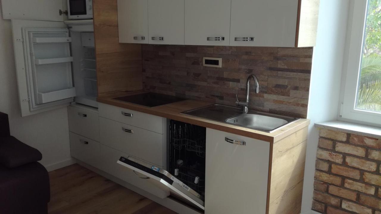 Apartmaji Apollonio Izola Bagian luar foto