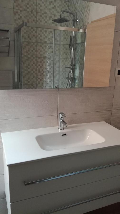 Apartmaji Apollonio Izola Bagian luar foto