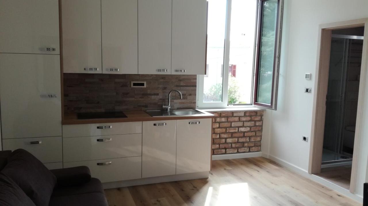 Apartmaji Apollonio Izola Bagian luar foto